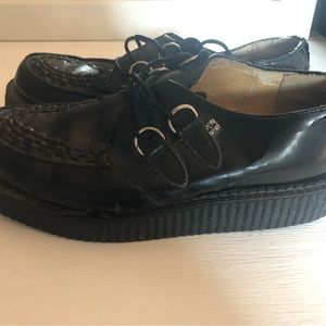 Creepers by T.u.k